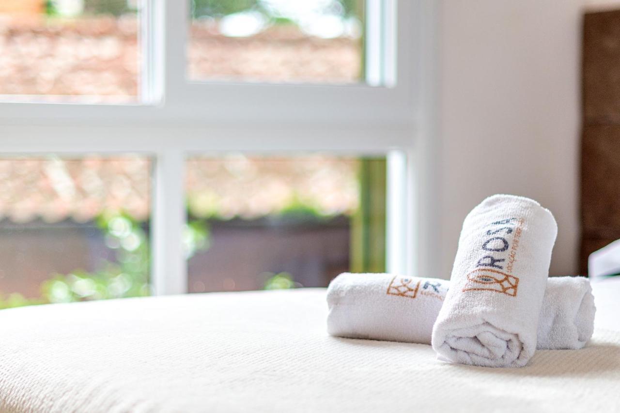 Rosa Apartamento Luxo No Centro Gramado Apartment ภายนอก รูปภาพ