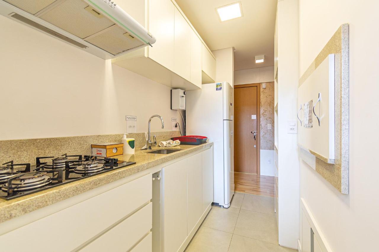 Rosa Apartamento Luxo No Centro Gramado Apartment ภายนอก รูปภาพ