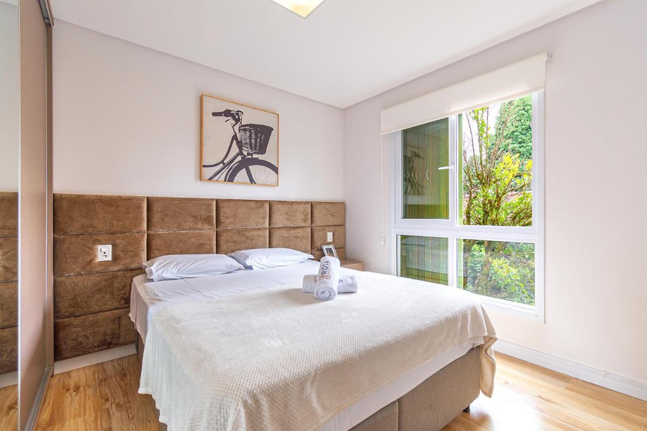 Rosa Apartamento Luxo No Centro Gramado Apartment ภายนอก รูปภาพ