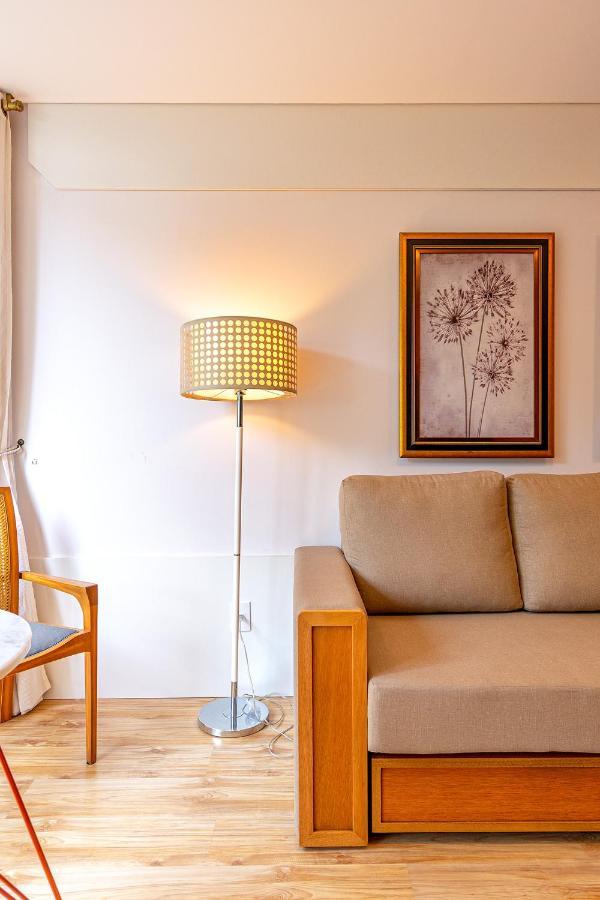 Rosa Apartamento Luxo No Centro Gramado Apartment ภายนอก รูปภาพ